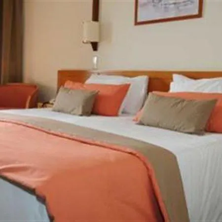 Hotel Alto Lido 4*
