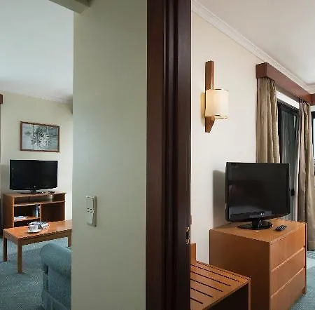 מלון Alto Lido 4*